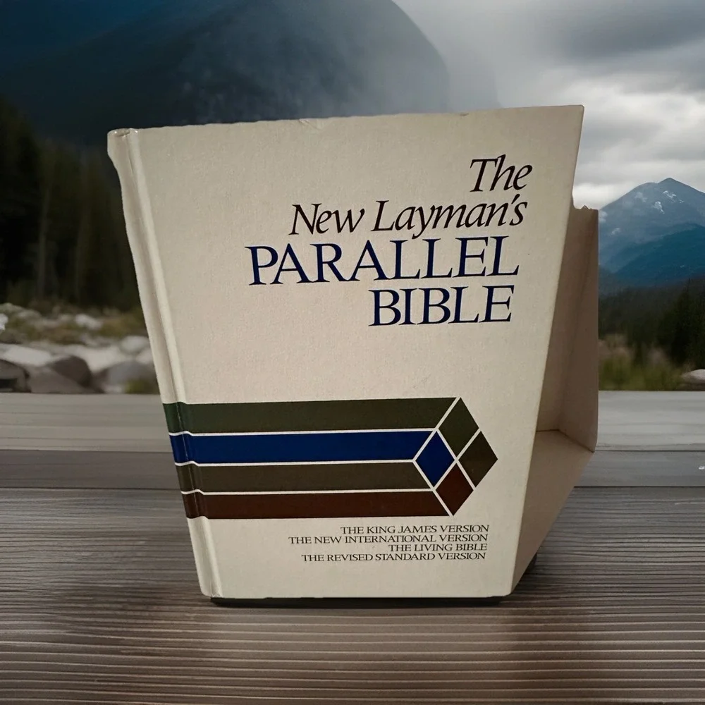 The New Layman's Parallel Bible KHV NIV TLB RSV Zondervan HC 2d Edition
